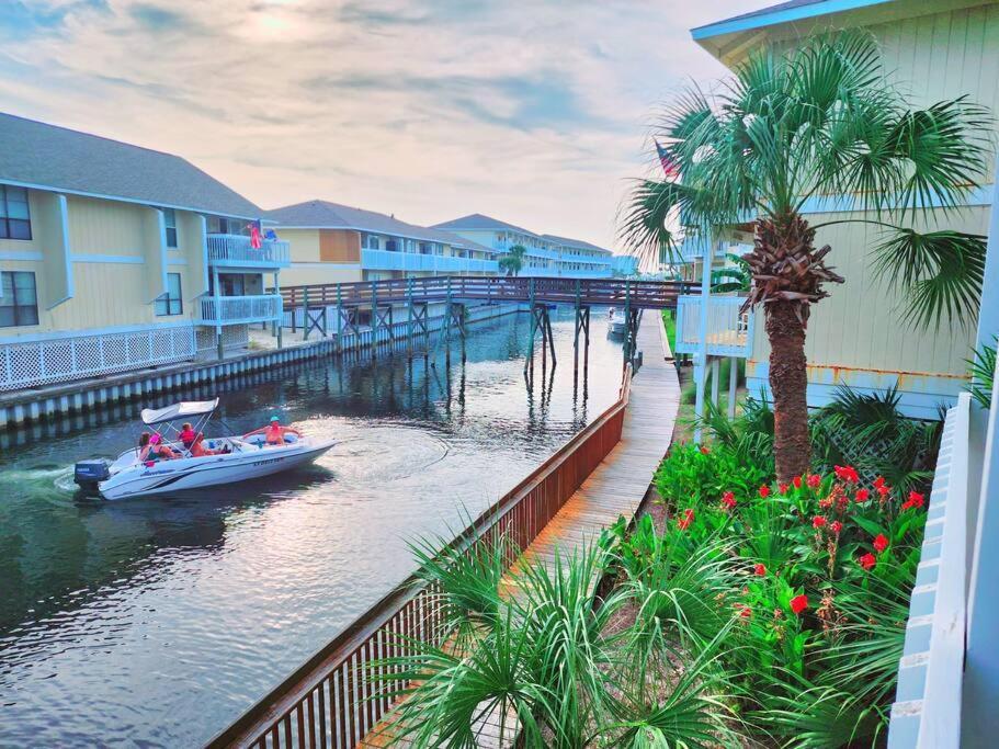 Boathouse Condo, Downtown Destin Harbor, Private Beach Access, Waterfront, On Golf Course, Water Taxi Pickup Exterior foto